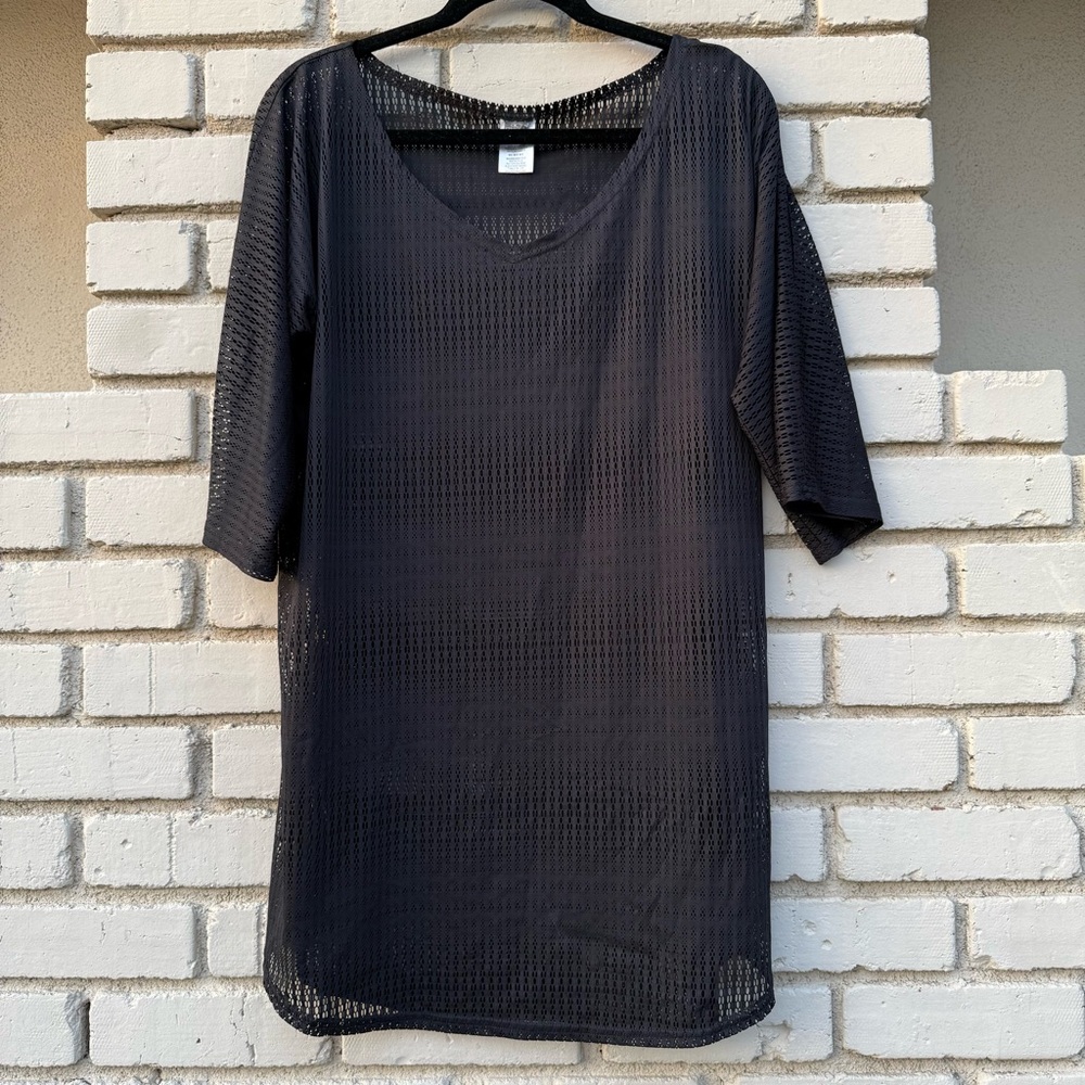 O’Neill Swim Coverup in Black - Size M/L